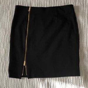 Vince Camuto Black Adjustable Zipper Skirt